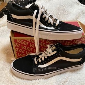 Men’s Old Skool Black and White Vans